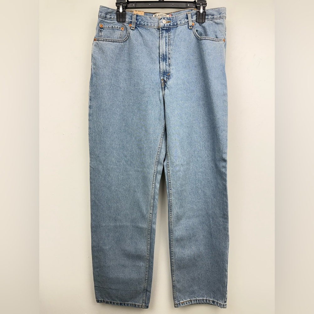 Levi’s 550 size 40x34 Men’s Light Wash Blue Denim Relaxed Fit Jeans NWT